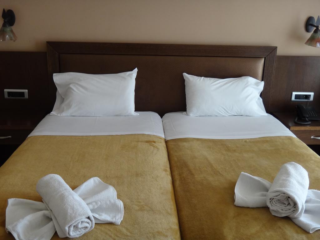 9 Queens Spa Hotel Loutra Edipsou  Ngoại thất bức ảnh
