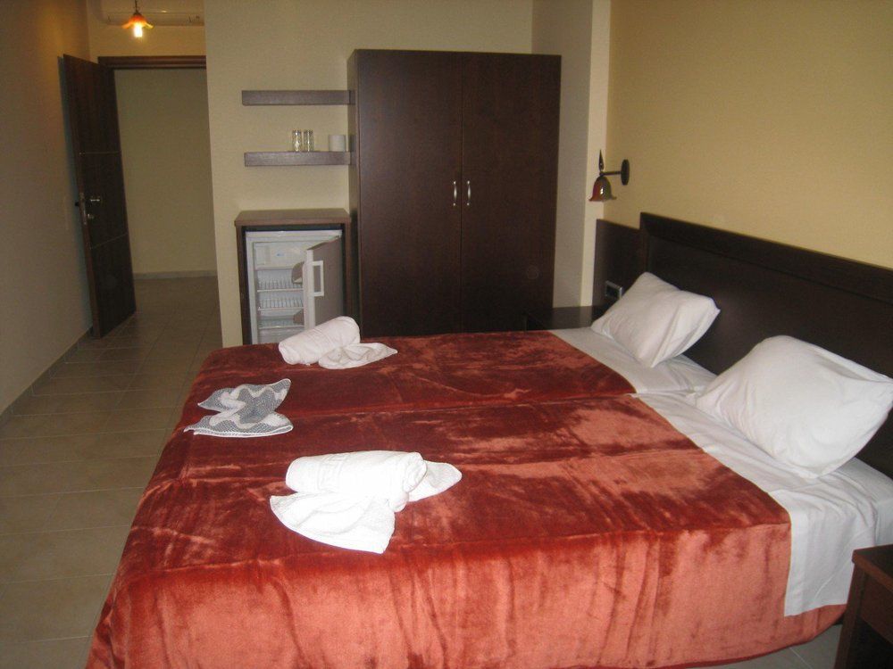9 Queens Spa Hotel Loutra Edipsou  Ngoại thất bức ảnh