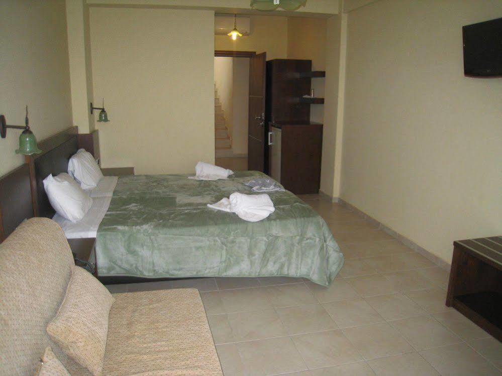 9 Queens Spa Hotel Loutra Edipsou  Ngoại thất bức ảnh