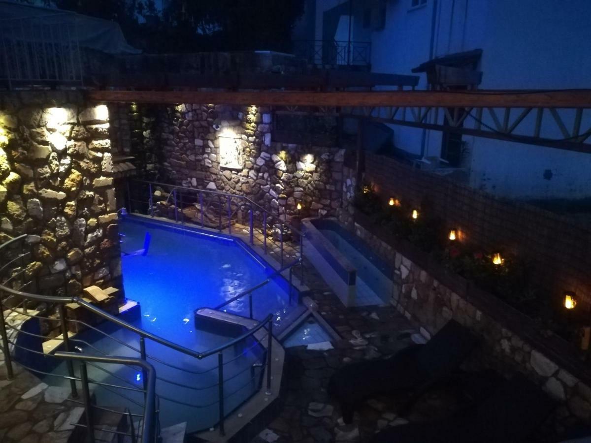 9 Queens Spa Hotel Loutra Edipsou  Ngoại thất bức ảnh